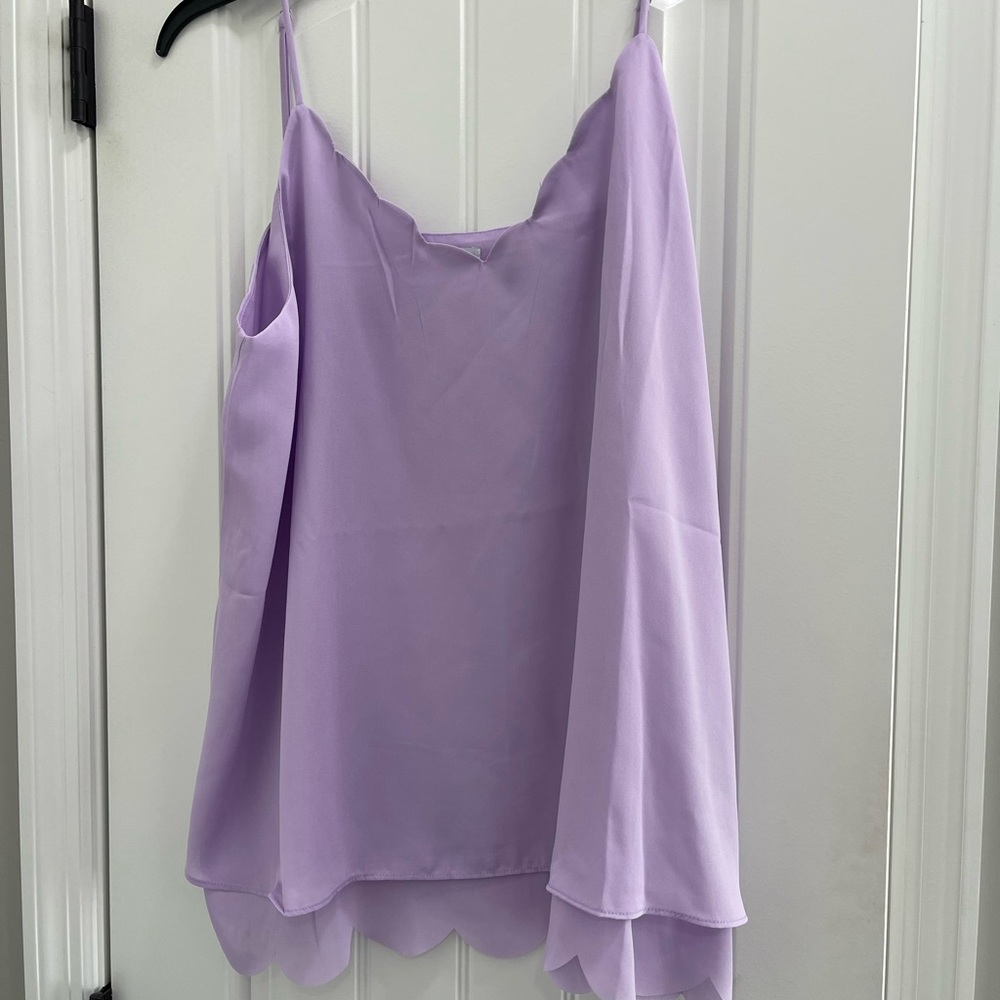 Boutique Scallop Tank